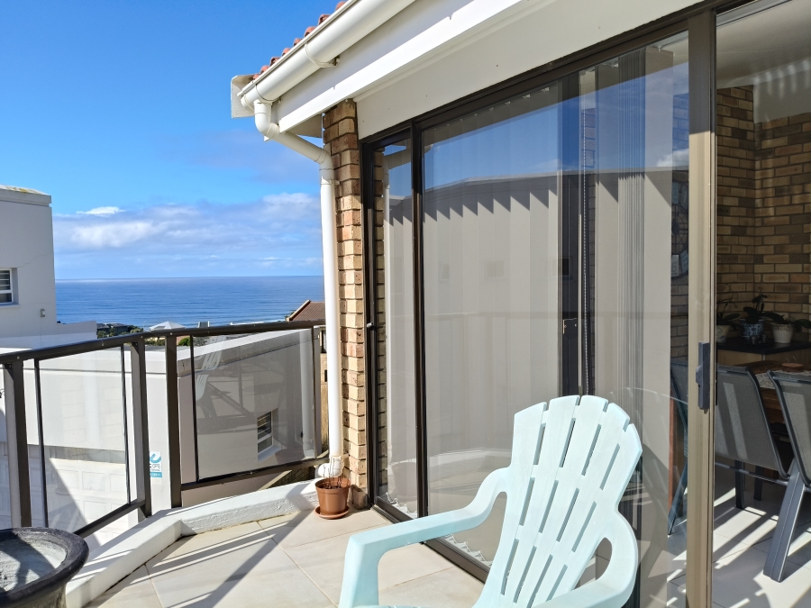 4 Bedroom Property for Sale in Wavecrest Eastern Cape